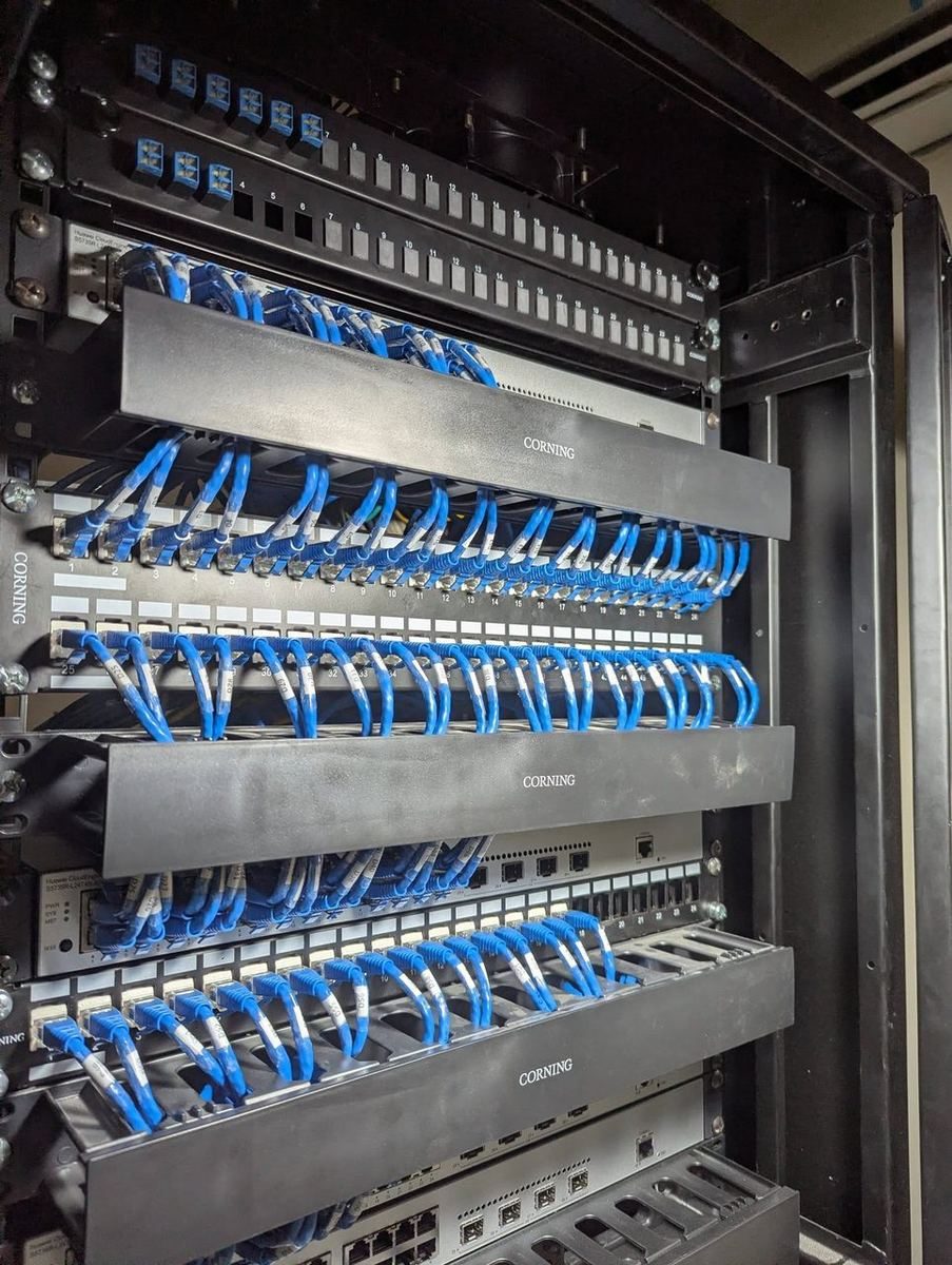 Labeled structured cabling terminated on patch panels by RITE Solutions